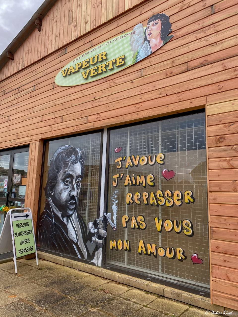 VAPEUR VERTE_ PRESSING ÉCOLOGIQUE0